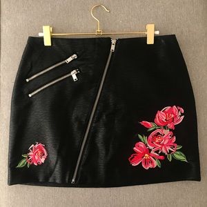 H&M leather skirt size 8